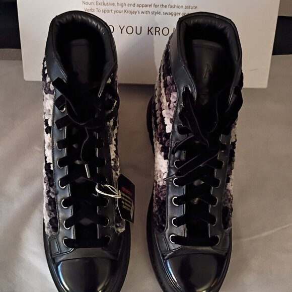 KROJAY  ONYX BLACK, WHITE, GREY WOMEN'S BOOT NEW With Tag and Box Size 10 - Picture 5 of 13